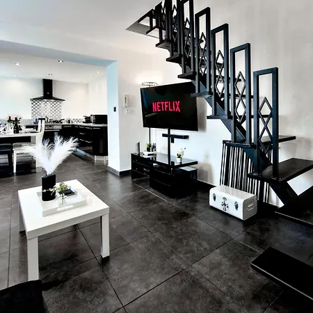 U Casone, B&w Modern Apartment, Spa, Wifi, Air-conditioning, Free Parking, Decreasing Prices