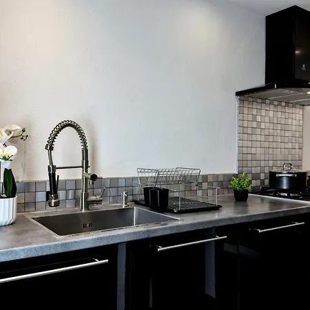 דירה U Casone, B&w Modern Apartment, Spa, Wifi, Air-conditioning, Free Parking, Decreasing Prices