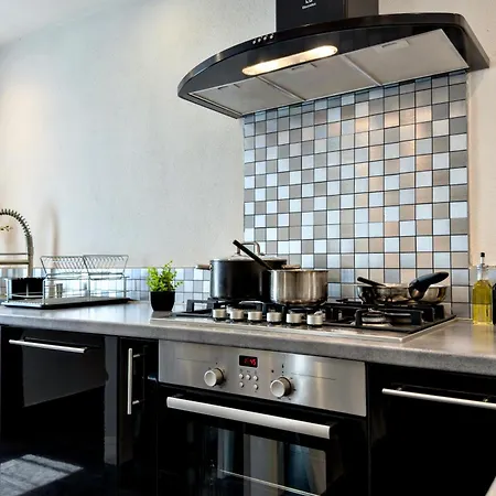 U Casone, B&w Modern Apartment, Spa, Wifi, Air-conditioning, Free Parking, Decreasing Prices *