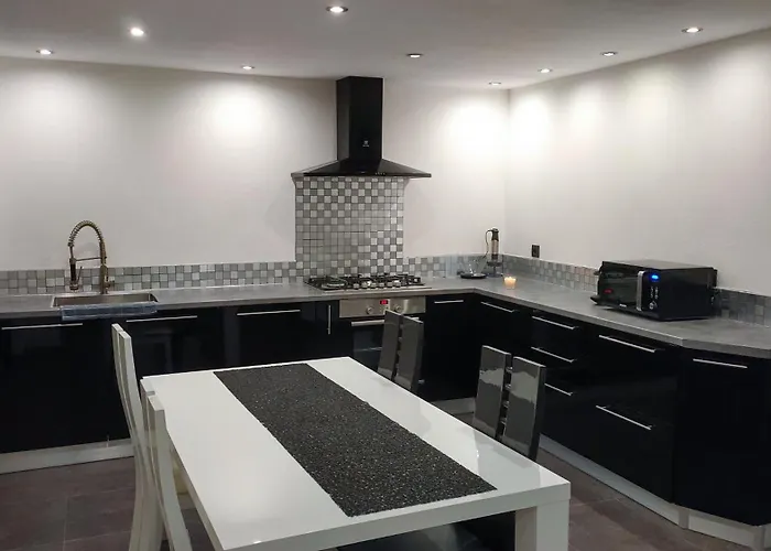 U Casone, B&w Modern Apartment, Spa, Wifi, Air-conditioning, Free Parking, Decreasing Prices *