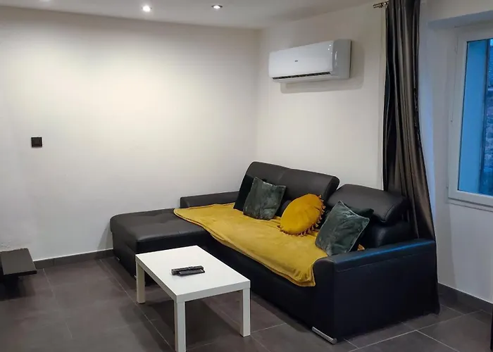 U Casone, B&w Modern Apartment, Spa, Wifi, Air-conditioning, Free Parking, Decreasing Prices Apartamento Aghione